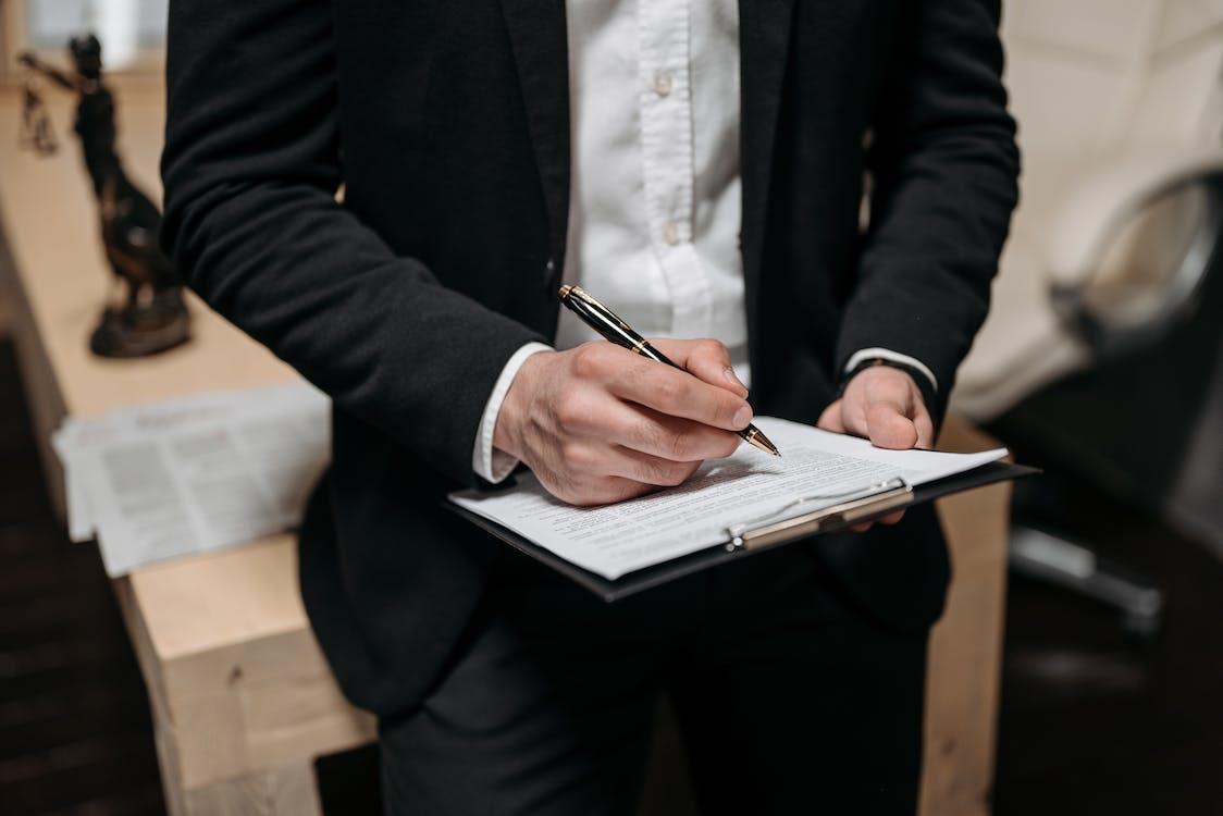 Benefits of Choosing a Portland Personal Injury Lawyer for Your Claim